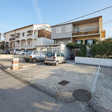 Apartment Ivanka โตรกีร์ ภายนอก รูปภาพ