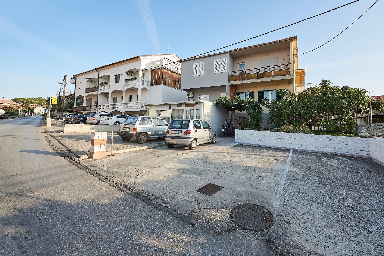 Apartment Ivanka โตรกีร์ ภายนอก รูปภาพ