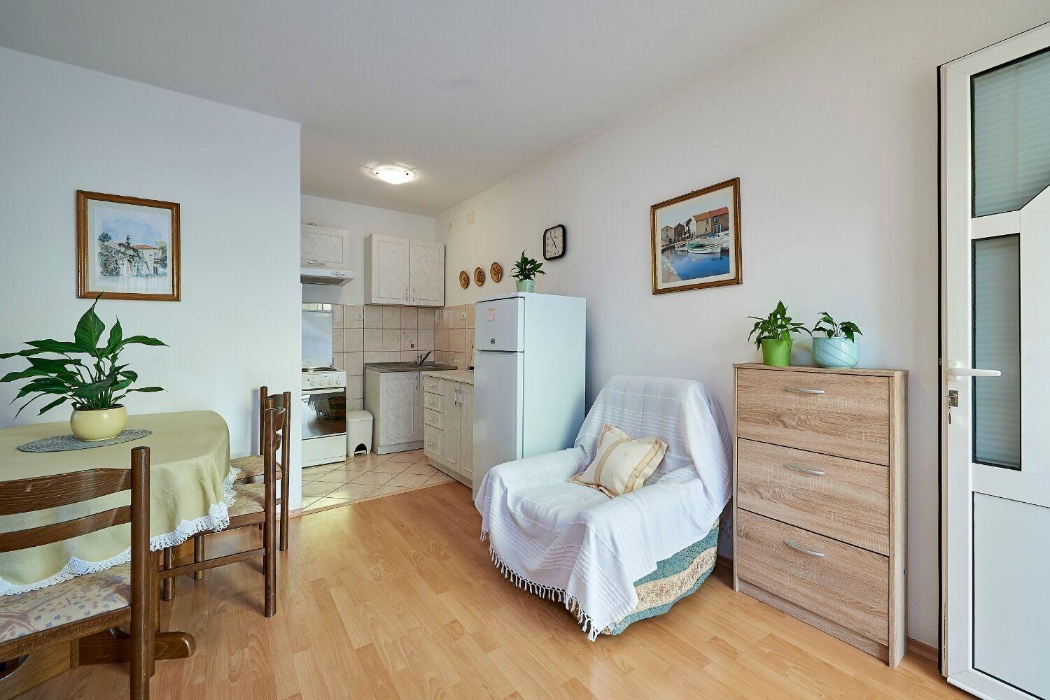 Apartment Ivanka โตรกีร์ ภายนอก รูปภาพ